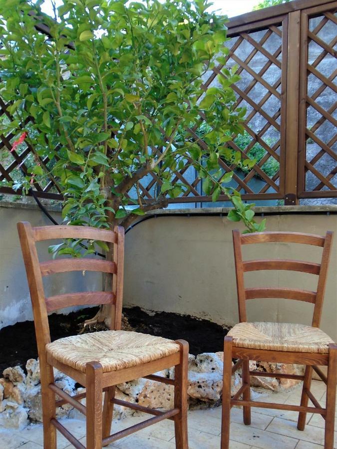 Casa de hóspedes La Tana Di Sofia 2*